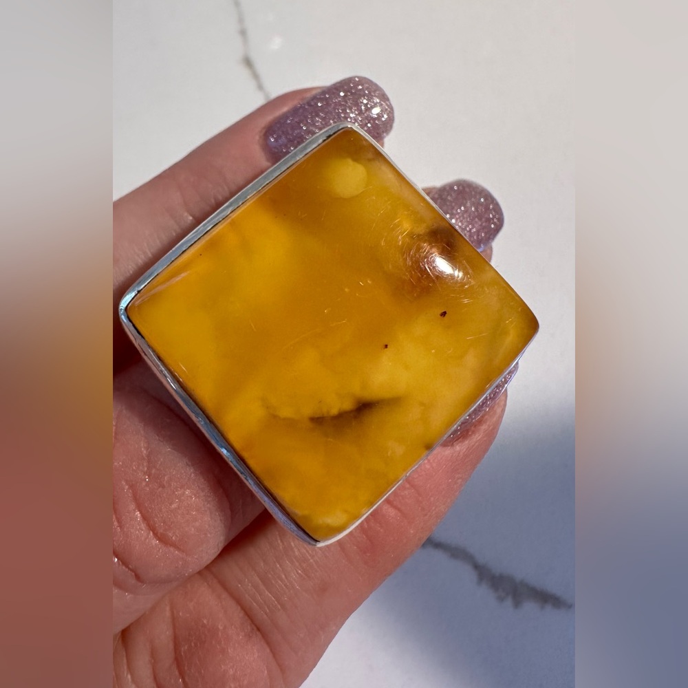Natural Baltic amber statement ring - Picture 6 of 7